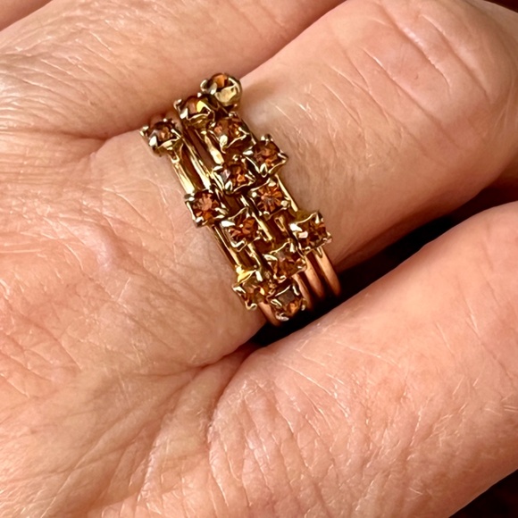 Vintage Gold Tone Multi Band Ring with Yellow Stones - Picture 4 of 12